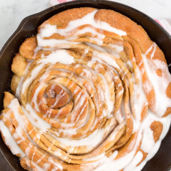 Skillet Cinnamon Roll