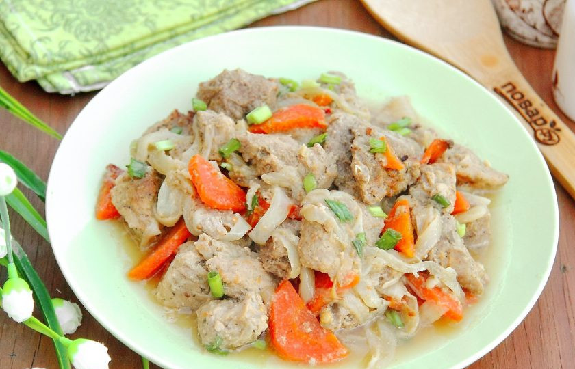 1. Этап. Свинина в горчице в рукаве: Свинина в горчице в рукаве готова. Приятного аппетита!