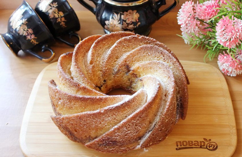 1. Этап. Кекс на кефире с корицей: По желанию при подаче его можно посыпать сахарной пудрой.