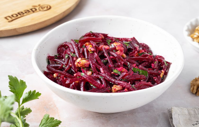 1. Этап. Салат со свеклой и орехами ПП: Салат со свеклой и орехами ПП готов, приятного вам аппетита!