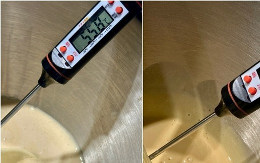 1. Этап. Медовик из детства: Перелил массу в чашку для вымешивания теста и немного охладил. На треть где-то.