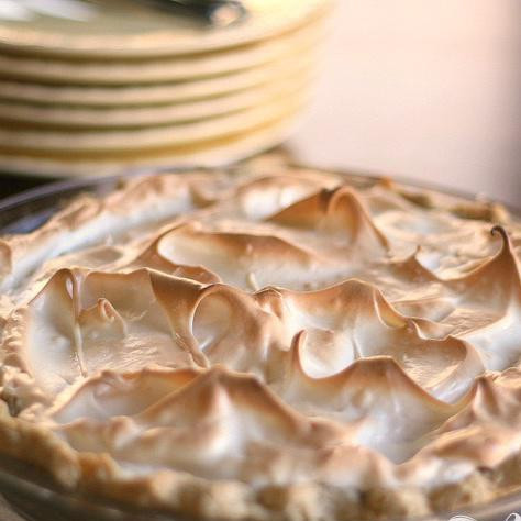 1. Этап. Бабушкин фруктовый пирог: Очень оригинальный рисунок получился. Приятного, вам, аппетита.