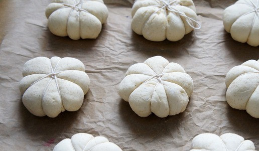 1. Этап. Мини-пиццы Тыквы: Таким образом сформировать остальные 