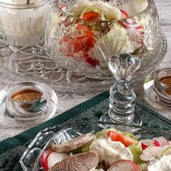 Закусочный салат с филе индейки