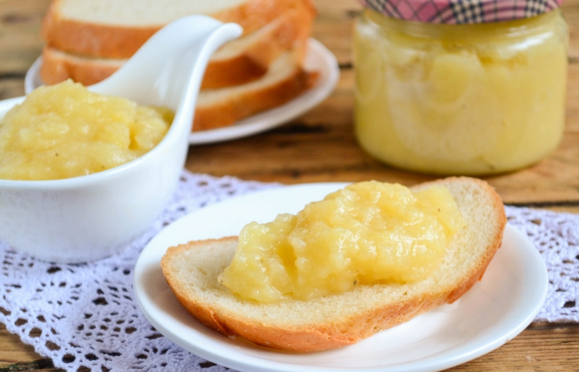 1. Этап. Банановое масло: Намазывайте банановое масло на хлеб и подавайте детям на завтрак! Кушайте с удовольствием!