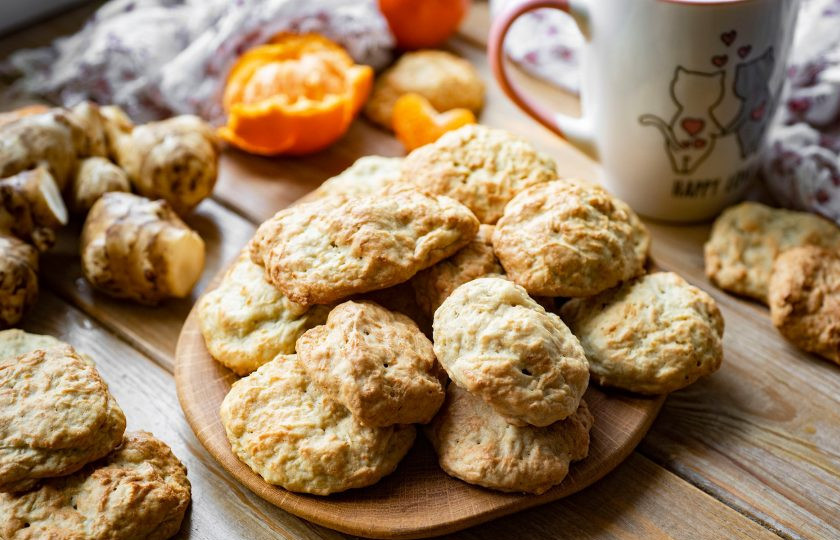 1. Этап. Молочное печенье с топинамбуром: Готовое печенье можно сразу подавать к столу.