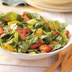 Strawberry Orange Pecan Tossed Salad