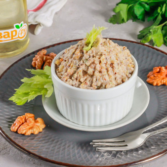 Паштет из сельдерея и грецких орехов