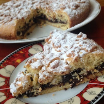 Песочный пирог с шоколадным кремом