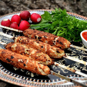 Люля-кебаб из курицы на мангале