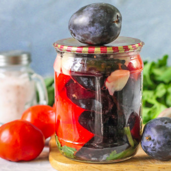 Помидоры с черносливом