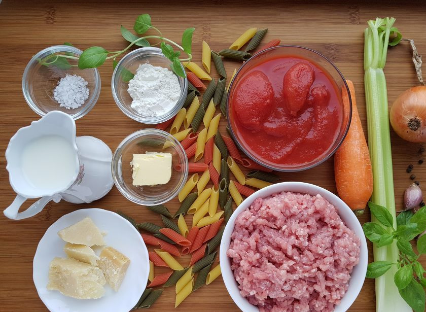 1. Этап. Запеканка по-неаполитански: Для начала подготовьте все ингредиенты.