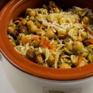 Плов с нутом в мультиварке