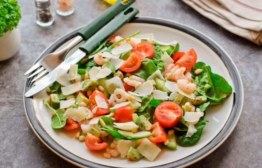 1. Этап. Салат из авокадо с креветками без майонеза: Приятного аппетита!