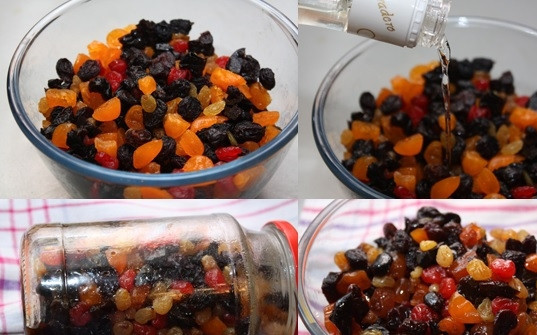 1. Этап. Рождественский кекс с сухофруктами и орехами: Все сухофрукты поместите в банку, залейте ромом. Закройте плотно крышкой и оставьте на 5 суток. Иногда встряхивайте и переворачивайте.