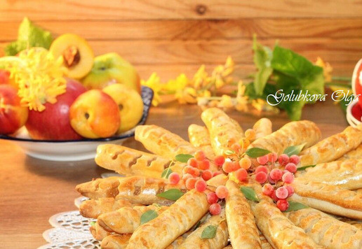 1. Этап. Булочки-трубочки с творогом и повидлом: Удачной Вам выпечки!