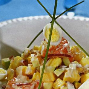 Салат из ананаса с креветками