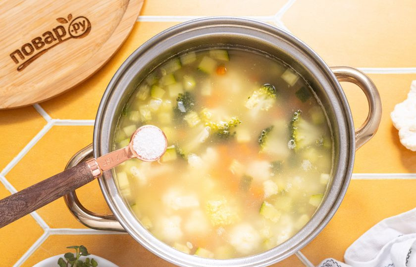 1. Этап. Детский супчик от 1 года: В конце посолите по вкусу.