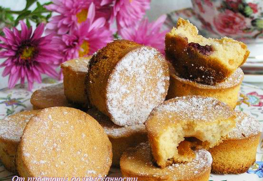 1. Этап. Миндальные птифуры с конфитюром: Приятного аппетита!