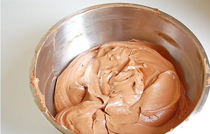 1. Этап. Торт Царский: Смешиваем до однородной массы.