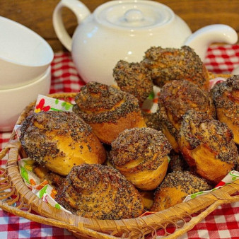 Булочки с корицей из дрожжевого теста