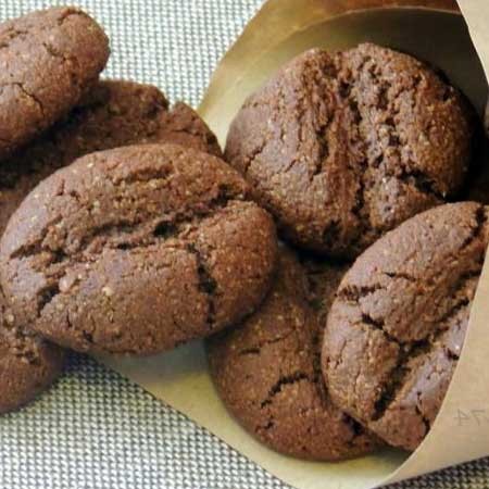 1. Stage. Coffee biscuits: Bake at 180 in a preheated oven for 20 minutes.