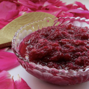 Варенье из розовых лепестков с лимонным соком