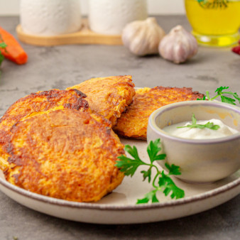 Оладьи из моркови Морковники