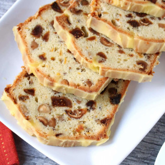 Ореховый кекс с апельсиновой глазурью