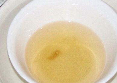 1. Этап. Творожный крем с желатином: Желатин растворяем нагревая на водяной бане.