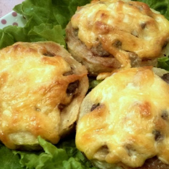 Кабачки с грибами в духовке