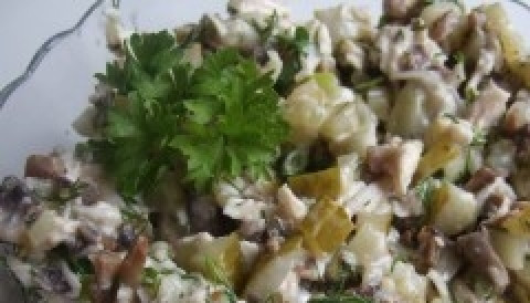 1. Этап. Cалат Башкирская красавица: Перемешайте все ингредиенты, заправьте майонезом. Салат 