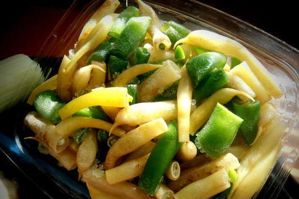 1. Этап. Садж: Фасоль желательно предварительно отварить до готовности.