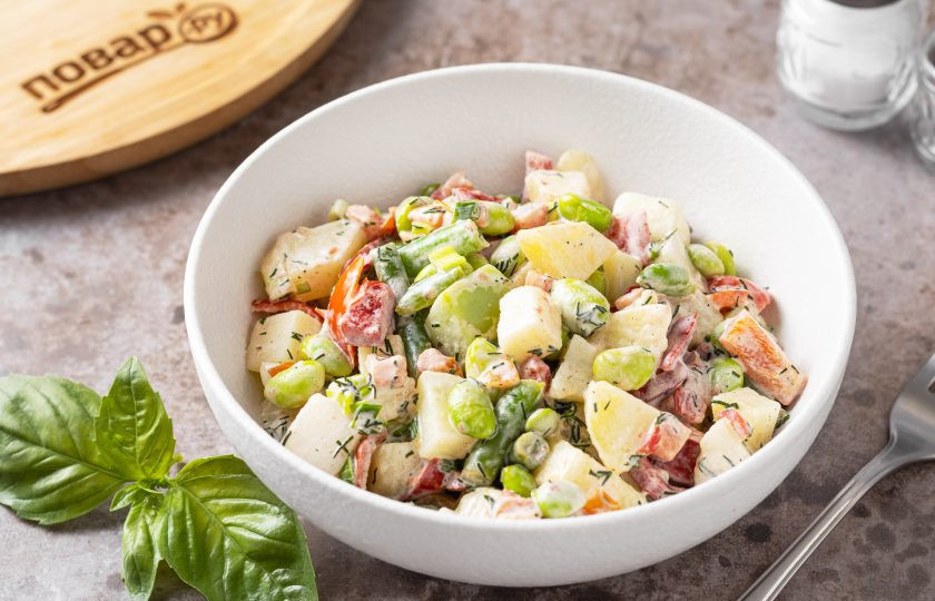 1. Этап. Cалат из замороженных овощей: Салат из замороженных овощей готов, приятного вам аппетита!