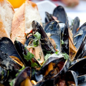 Мидии с чоризо