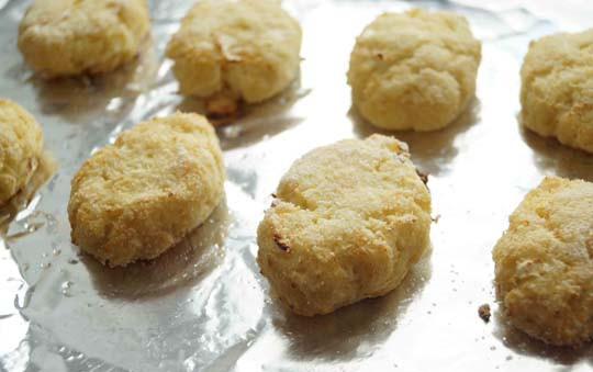 1. Этап. Котлеты капустные диетические: 5. Вот и весь рецепт приготовления котлет капустных диетических. Когда появится румяная корочка, котлетки можно доставать и подавать к столу. Приятного аппетита!