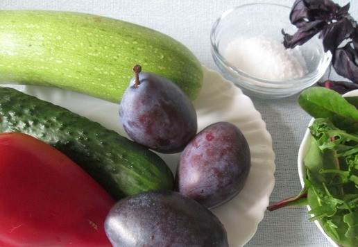 1. Этап. Салат овощной с морской солью: Продукты для приготовления.