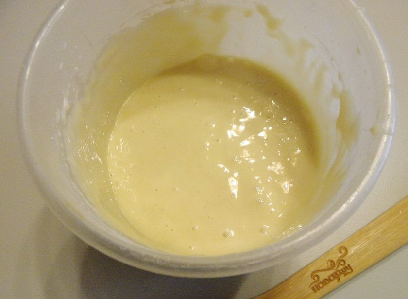 1. Этап. Американские панкейки: 4. Тесто готово, по консистенции оно должно быть не таким густым, как на обычные оладьи. Переходим к жарке.