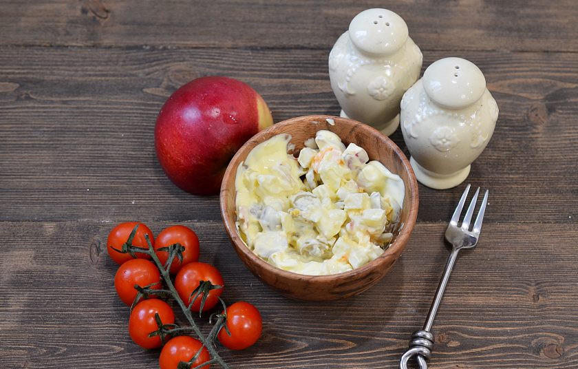 1. Этап. Салат с яйцом и яблоком: 6. Приятного аппетита!
