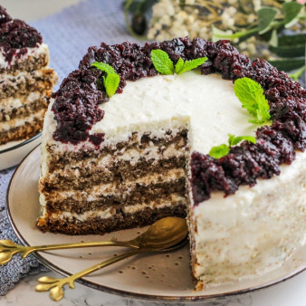 Торт из варенья черной смородины