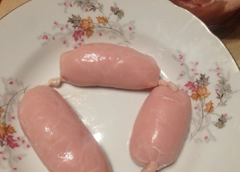 1. Этап. ПП-сосиски: Хотелось сделать сосиски в натуральной оболочке, но получились сардельки.