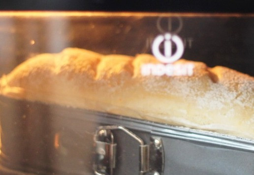 1. Этап. Белый хлеб домашней выпечки: 15. Выпекаем хлеб в разогретой до 200 градусов духовке 30 минут. Ориентируйтесь по своей духовке.