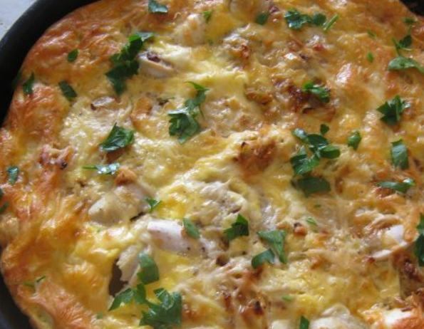 1. Этап. Запеканка из пельменей Ленивая жена: Выпекаем запеканку в духовке 40 минут, температура 200 градусов.