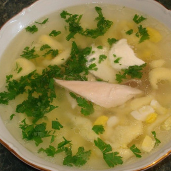Суп куриный с яйцом