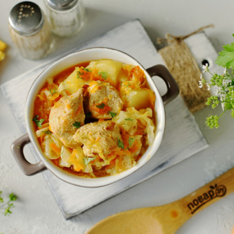 Рагу из свинины с капустой