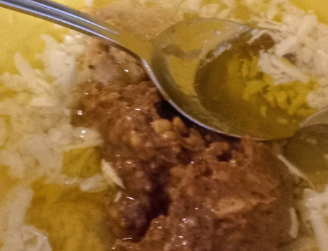 1. Этап. Печёный нут с тахинной заправкой: Сделать заправку, смешав пасту мисо, дижонскую горчицу, оливковое масло, чеснок, пасту тахинную, лимонный сок и воду. Взбить.