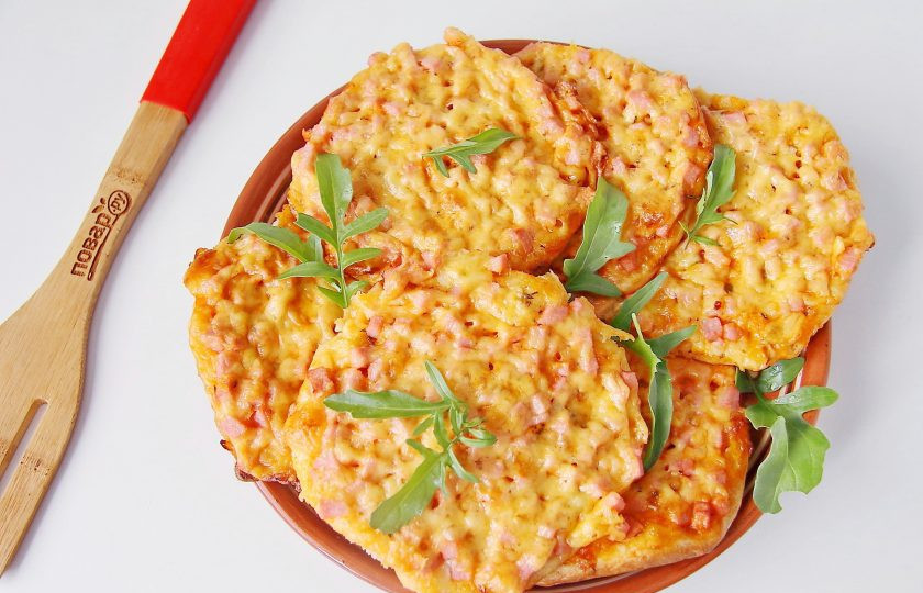 1. Этап. Мини пицца: Мини-пицца готова.