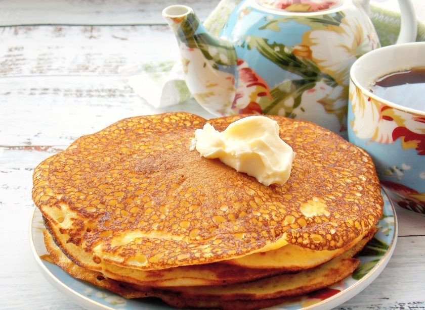 1. Этап. Блины из кукурузной муки на кефире: Блинчики готовы. Приятного аппетита!