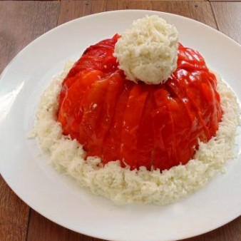 Салат Шапочка Деда Мороза