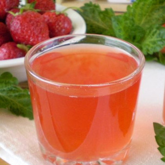 Клубничный морс